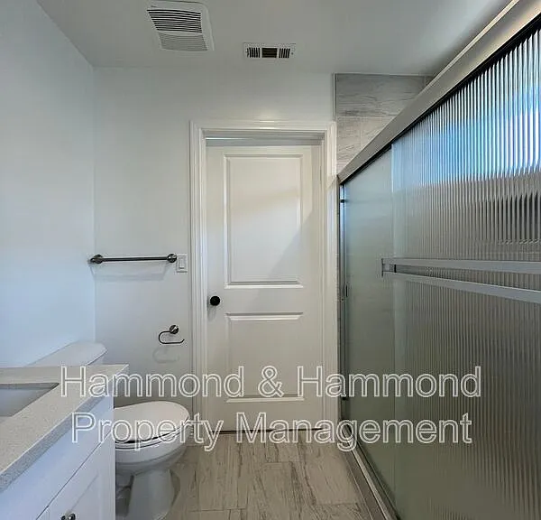 12680 Bradley Ave #9 — Photo 25