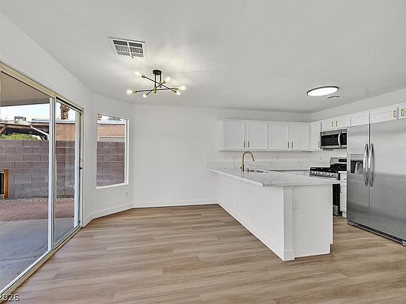 4th image of 6058 Grape Blossom Ave