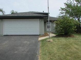 1345 Washburn Way, Lockport, IL 60441