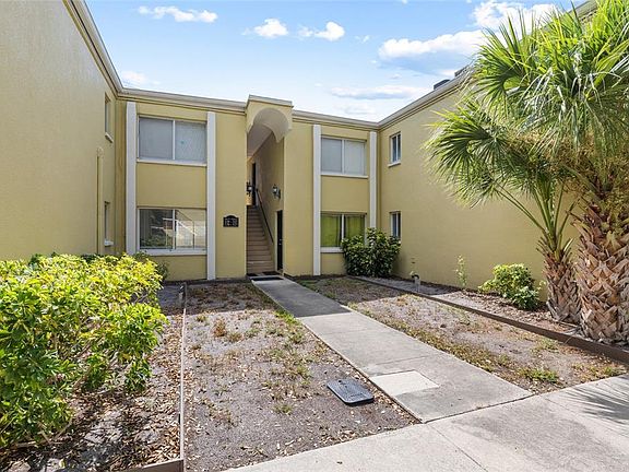 4th image of 3206 W Azeele St APT 227