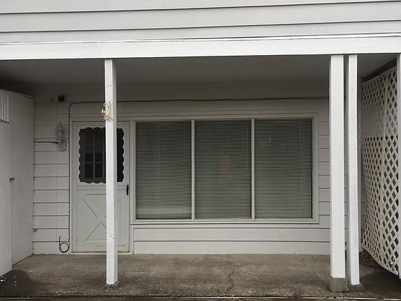 Separate entrance 