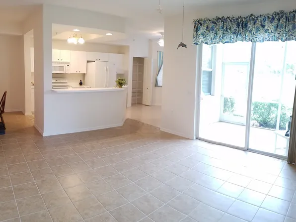 2855 Cypress Trace Cir APT 103, Naples, FL 34119