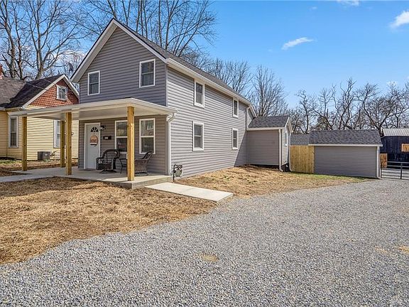 3rd image of 521 Cottage Grove Ave