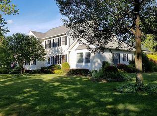 4 Blue Grass Ln, Hackettstown, NJ 07840