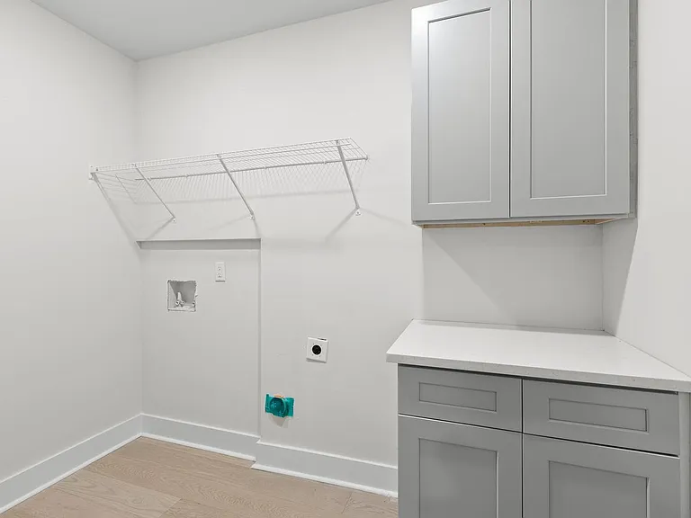 638 Ladd Ave — Photo 30