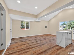 337 Apollo Dr UNIT B, Vista, CA 92084