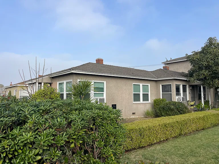 4750 N Lakewood Blvd #B — Photo 8
