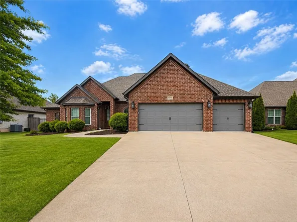 3200 SW Satinwood Ave, Bentonville, AR 72712