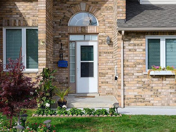 3rd image of 50 Rice Ave #37