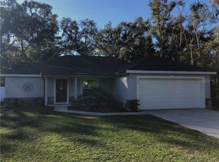 368 2nd St, Geneva, FL 32732