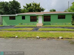 1617 NE 158th St, North Miami Beach, FL 33162