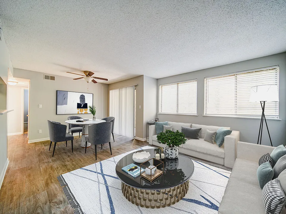 Foxcroft Apartments