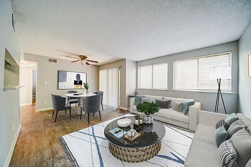 Foxcroft Apartments Photo 1
