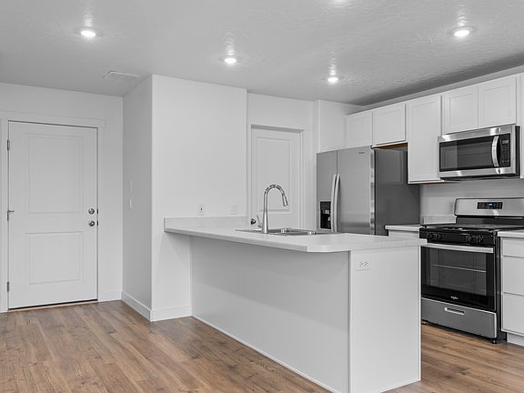 7th image of this home