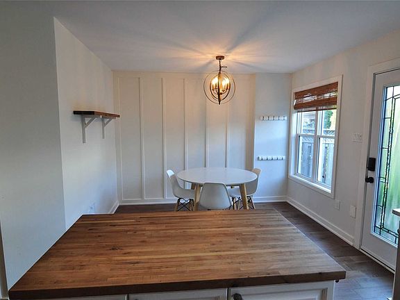 3rd image of 225 Gatwick Dr