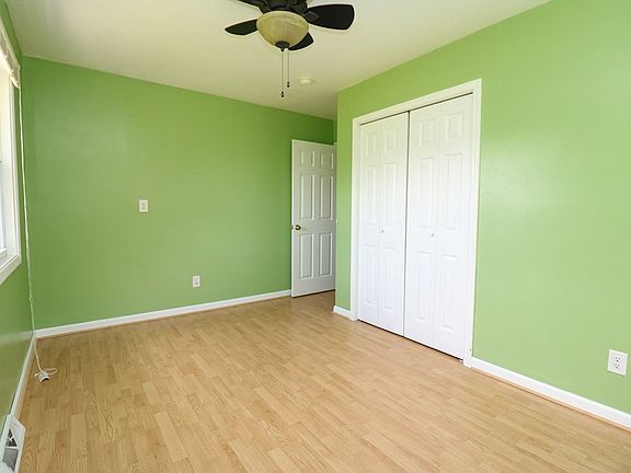 4th image of 135 Nancy Ave