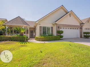 1782 N De Witt Ave, Clovis, CA 93619