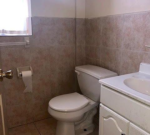 2nd image of 470 Park Ave APT L42