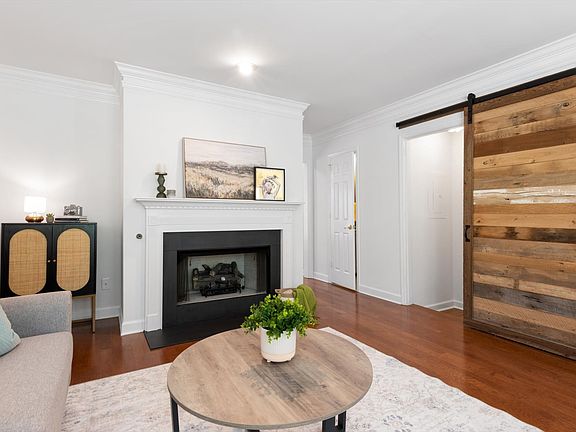 5th image of 1613 Brentwood Pointe