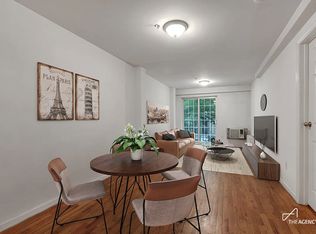 242 W 21st St APT 4A, New York, NY 10011