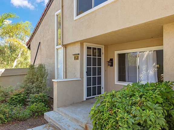 4th image of 29 Stanford Ct #93
