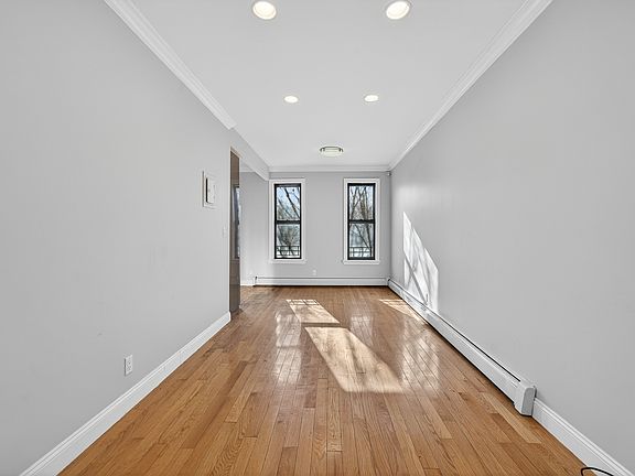 5th image of 2295 Pacific St #2