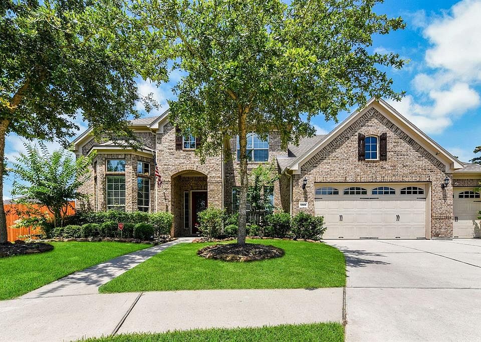 1st image of 13906 Lake Benbrook Dr
