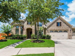 13906 Lake Benbrook Dr, Houston, TX 77044