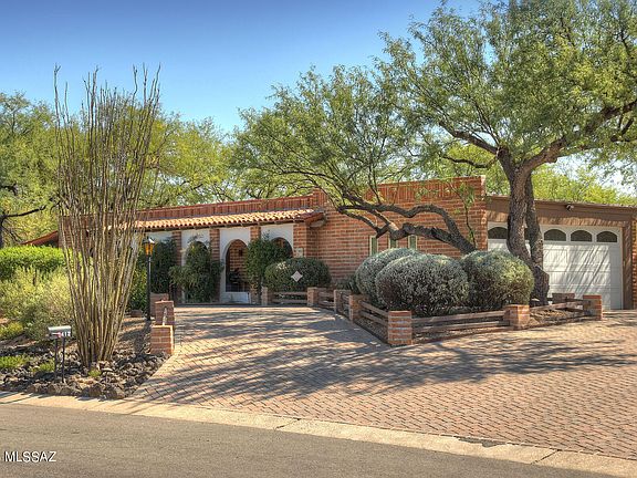 2nd image of 7412 E Calle Los Arboles