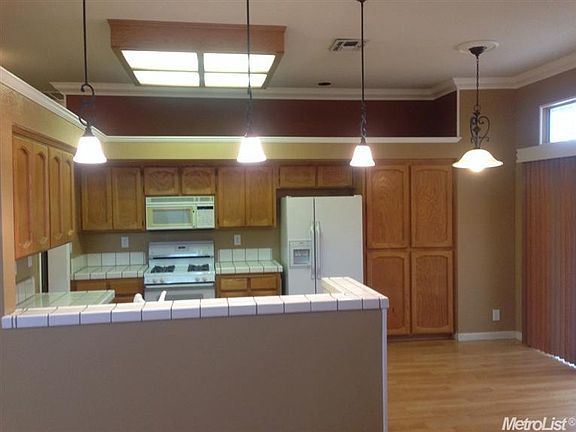 5th image of 1470 Badovinac Dr