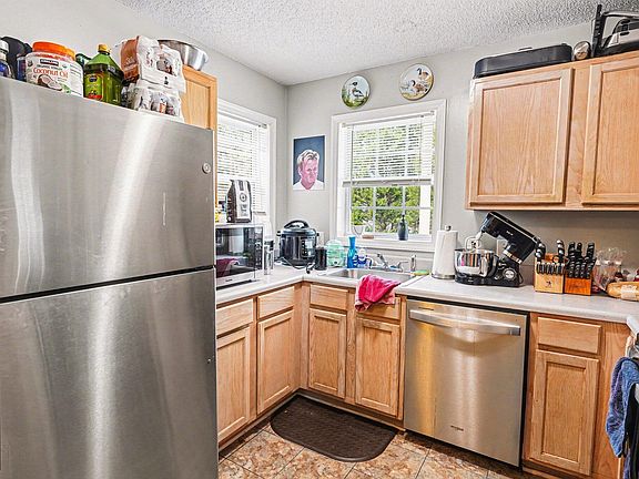 4th image of 1305 Kent Rd APT 202