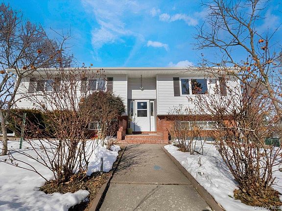 2nd image of 30 Govan Drive