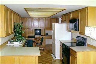 5th image of 9727 NE Juanita Dr APT 203