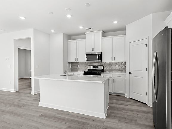 4th image of 8204 Sparkle Dr. #2108 Kingstreet T