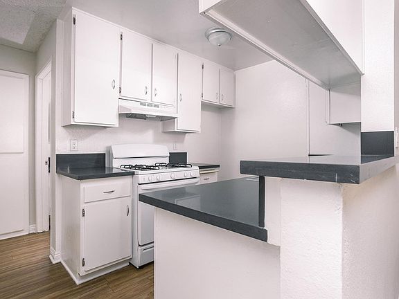 5th image of 5328 Harmony Ave APT 103