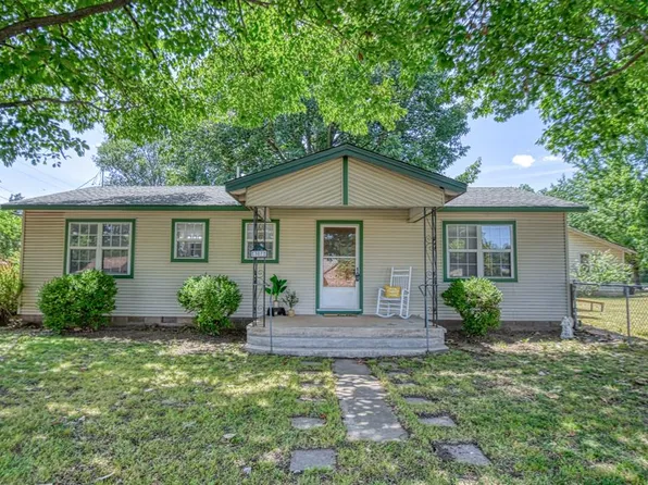 307 SE 4th St, Lexington, OK 73051