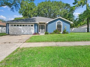 968 Misty Mountain Dr W, Jacksonville, FL 32225
