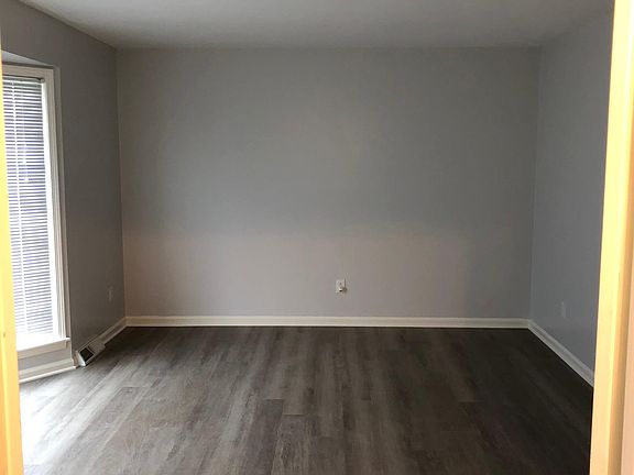 5th image of 1515 Henry St