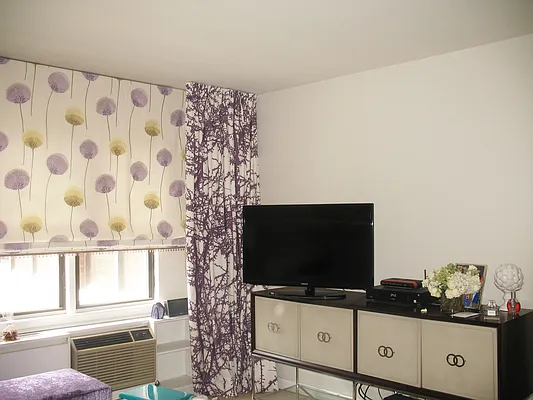 Rented by Corcoran | media 12