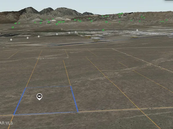 10th St E, Mojave, CA 93501