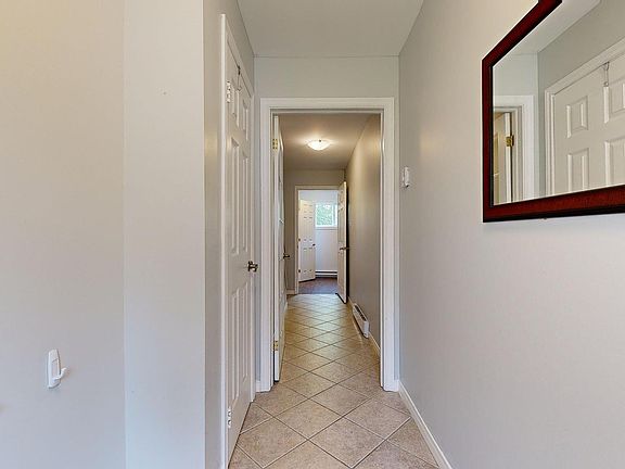 4th image of 5578 Carriageway Cres