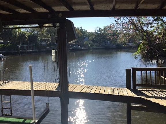 4th image of 519 Suwanee Cir