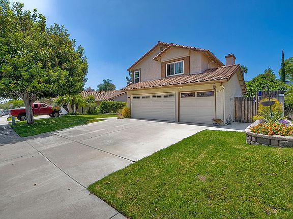2nd image of 1619 Avenida Oceano