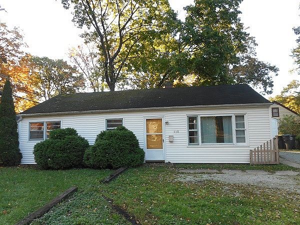 2nd image of 110 E Paulding Rd
