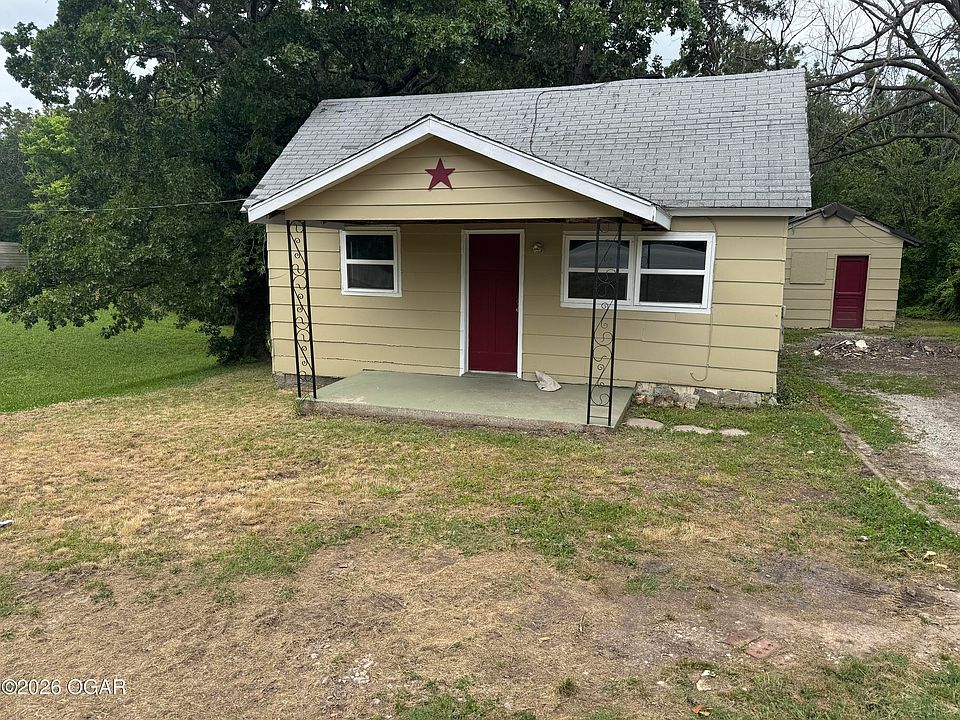 1st image of 2212 S Main St