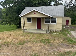 2212 S Main St, Galena, KS 66739