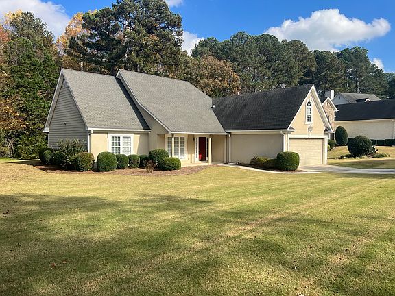 2nd image of 2170 Rosie Ln