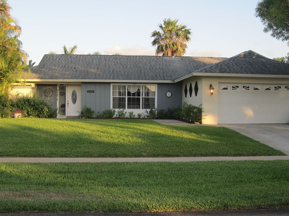 2nd image of 12148 Sycamore Ln