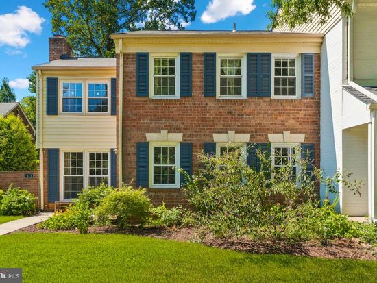 913 Nelson St Unit 36, Rockville, MD 20850