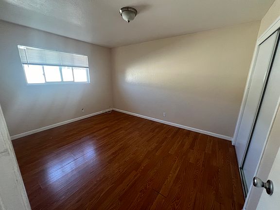 3rd image of 2381 Mammoth Dr APT 4